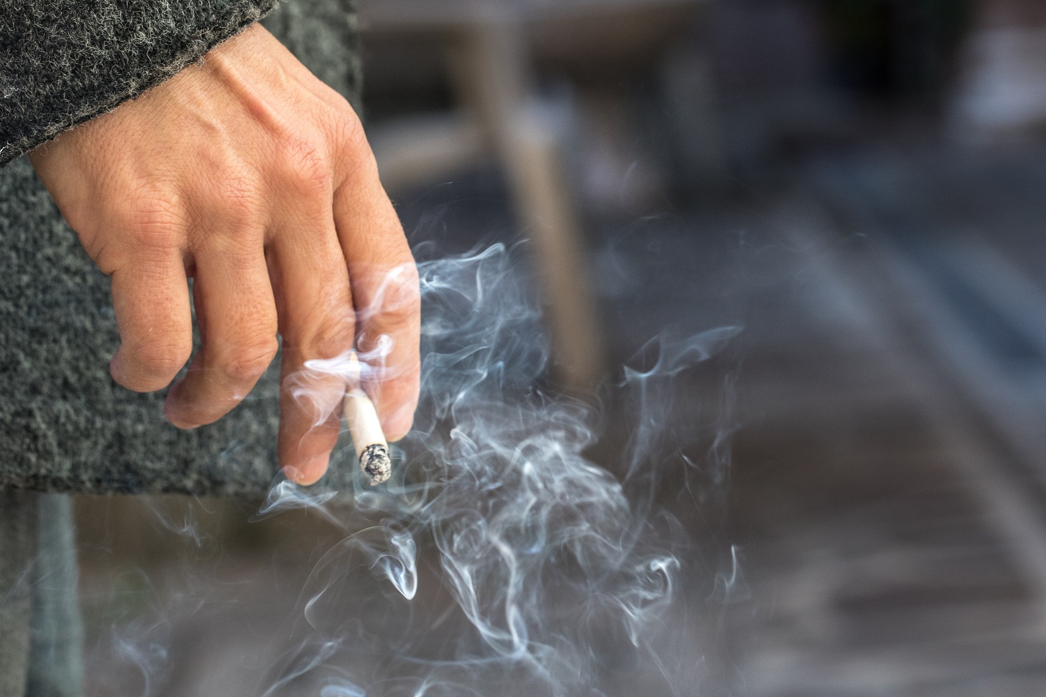 Признаки никотиновой зависимости — как развивается зависимость от курения
