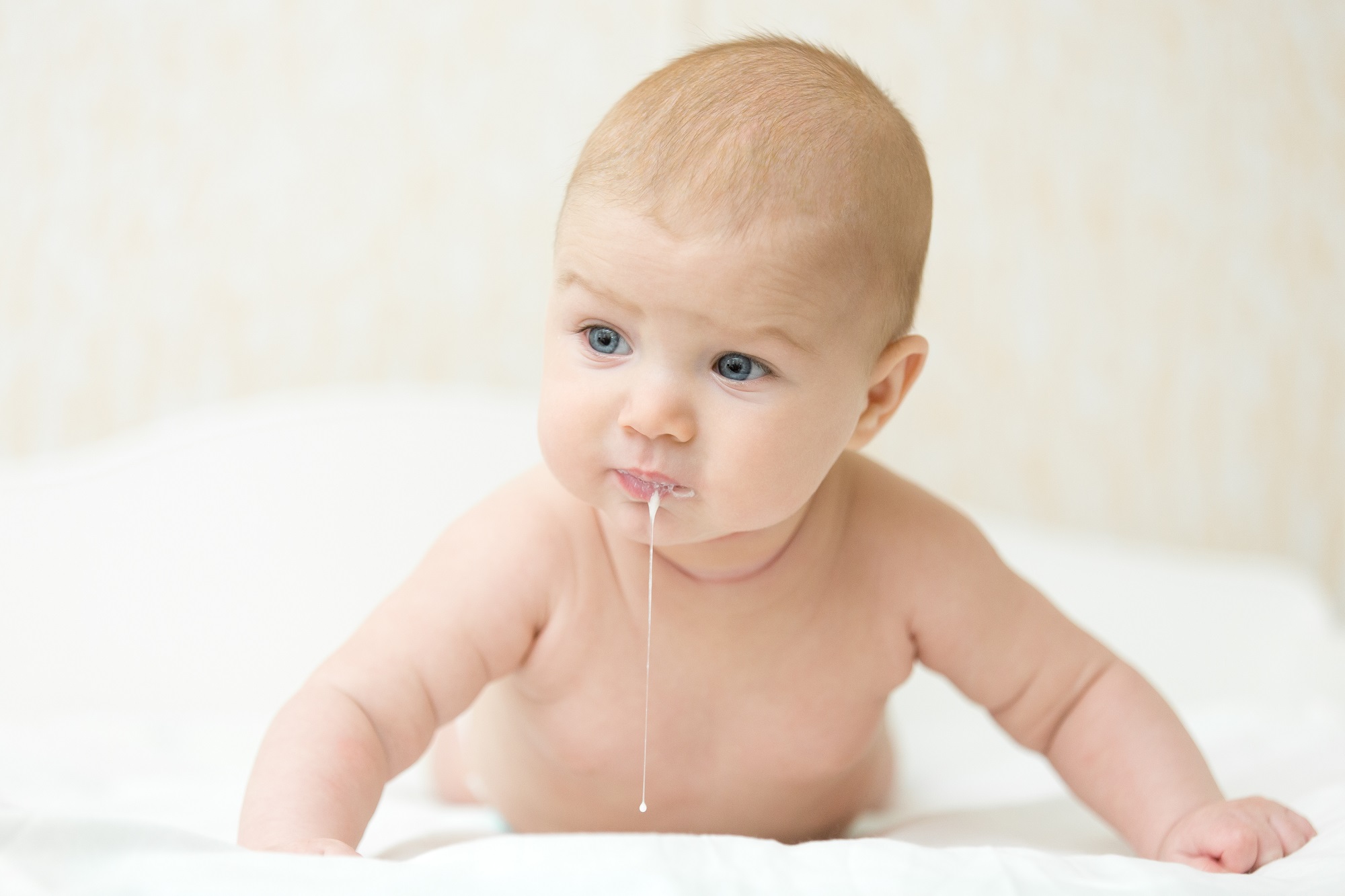 Частые срыгивания у малышей: норма или нет?